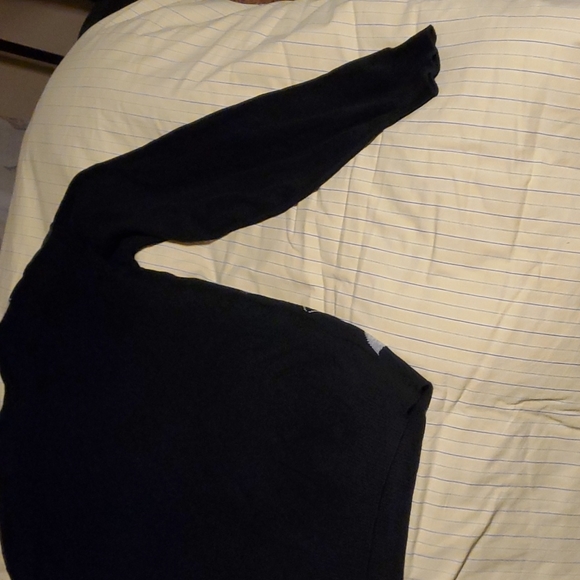 Black and Gray sweater - Picture 11 of 12